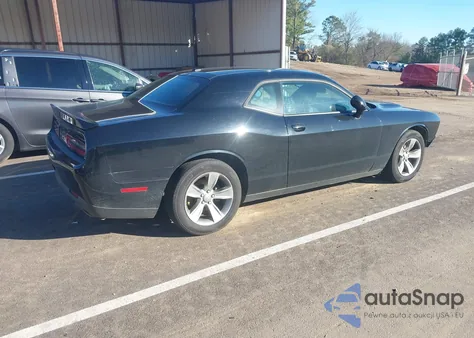 2018 Dodge Challenger Sxt z USA, uszkodzony, nr VIN 2C3CDZAG1JH245277